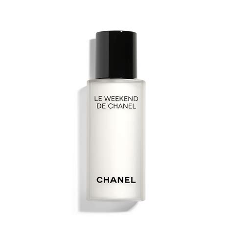 Chanel Le Weekend de Chanel Review .